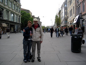 Dagn� Steinunn og �rni � mi�b� Osl�