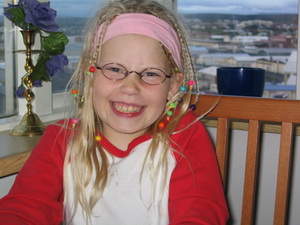 �a� er eins me� Helgu J�nu, h�n er yfirleitt brosandi