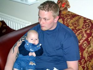 Me� Einar �la �riggja m�na�a gamlan