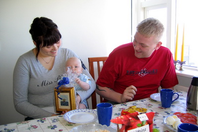 Me� upp�haldsd�ti� heima hj� afa