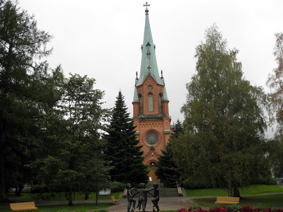 Kirkja er alltaf vins�lt myndefni