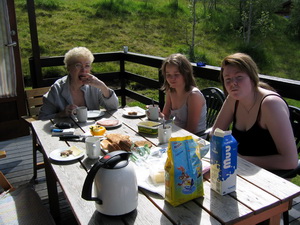 D�dd� me� �rnu Hr�nn og �stu Bj�rk � s�l og s�lu � Fl��um