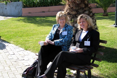 Tv�r g��ar vinkonur, Terry fr� �rlandi og Annika fr� Sv��j��