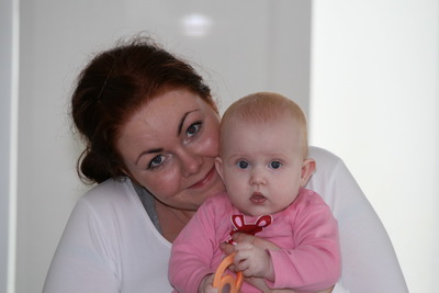 Me� Elsu D�s, br��urd�ttur sinni